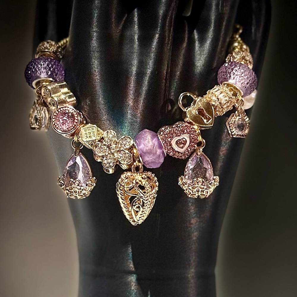 Elegant Purple and Gold Charm Bracelet